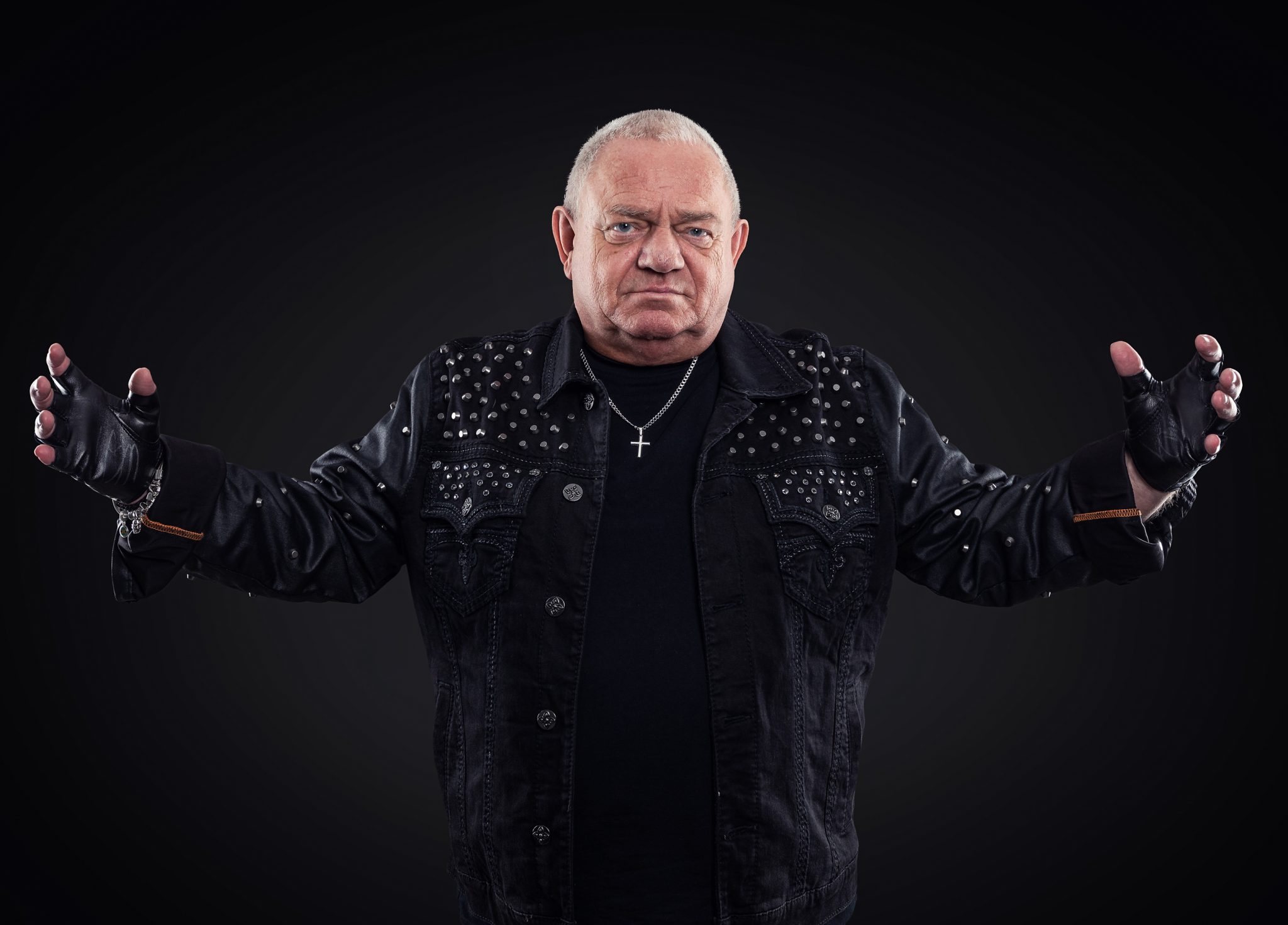 Die Stadtzeitung Udo Dirkschneider Neuer Song mit alten Gefährten